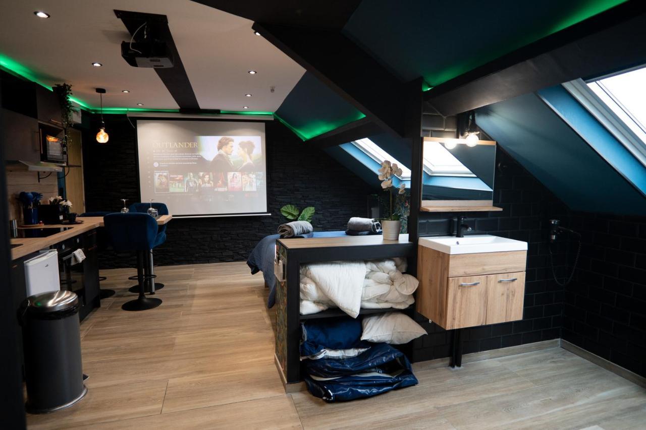Capsule Color Deluxe Balneo I Ecran Home Cinema I Console De Jeux Trith-Saint-Leger Екстер'єр фото